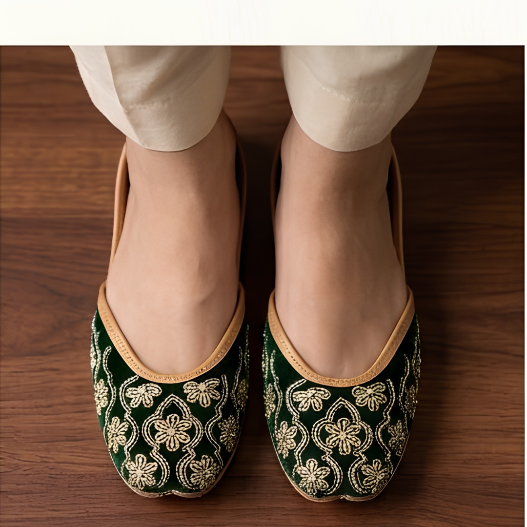 Handcrafted Leather Juttis with Embroidery