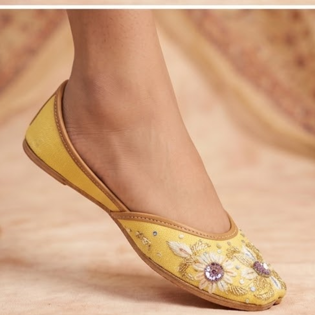 Handcrafted Leather Juttis with Embroidery