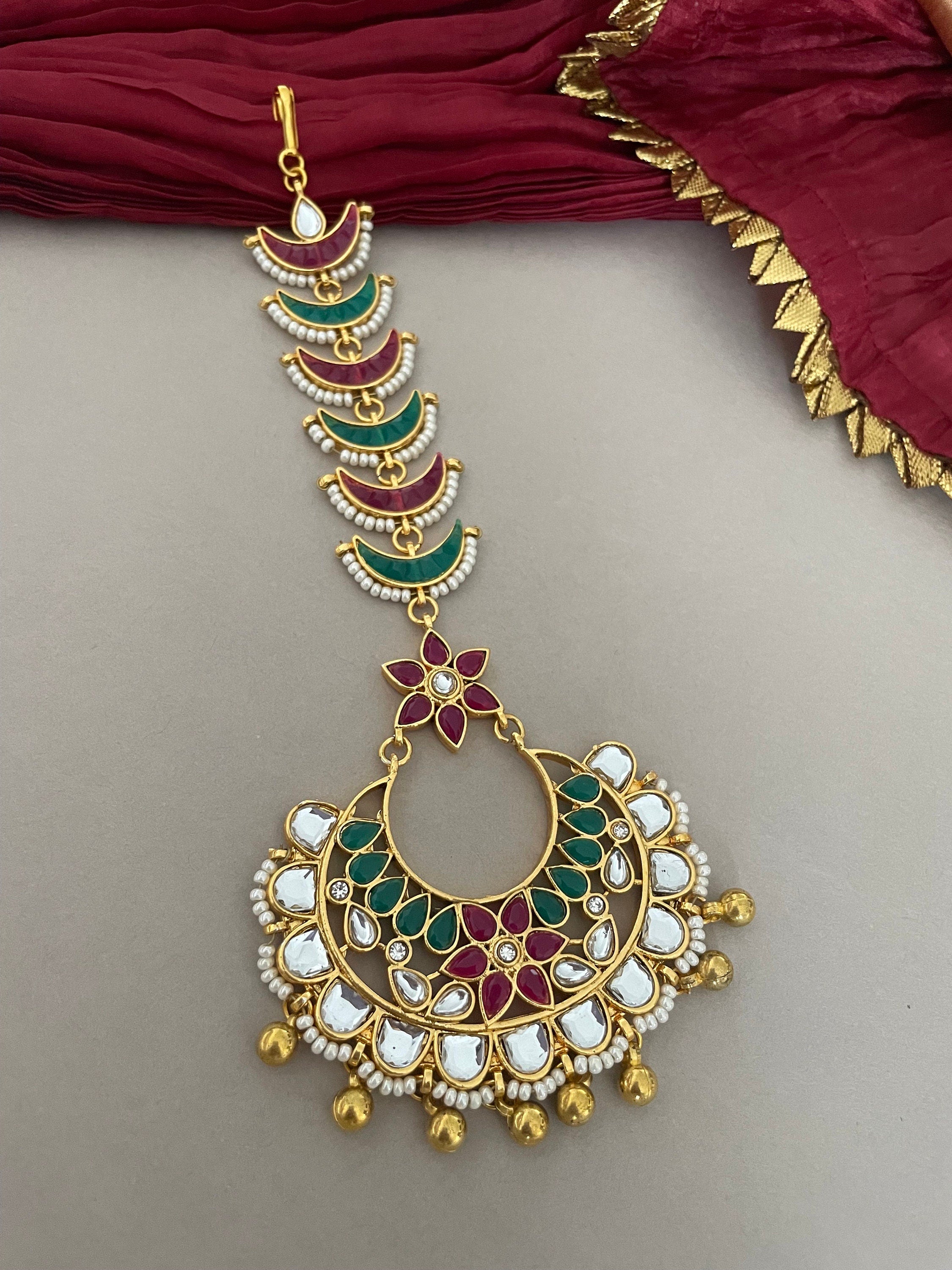 Kundan Chandbali Maang Tika