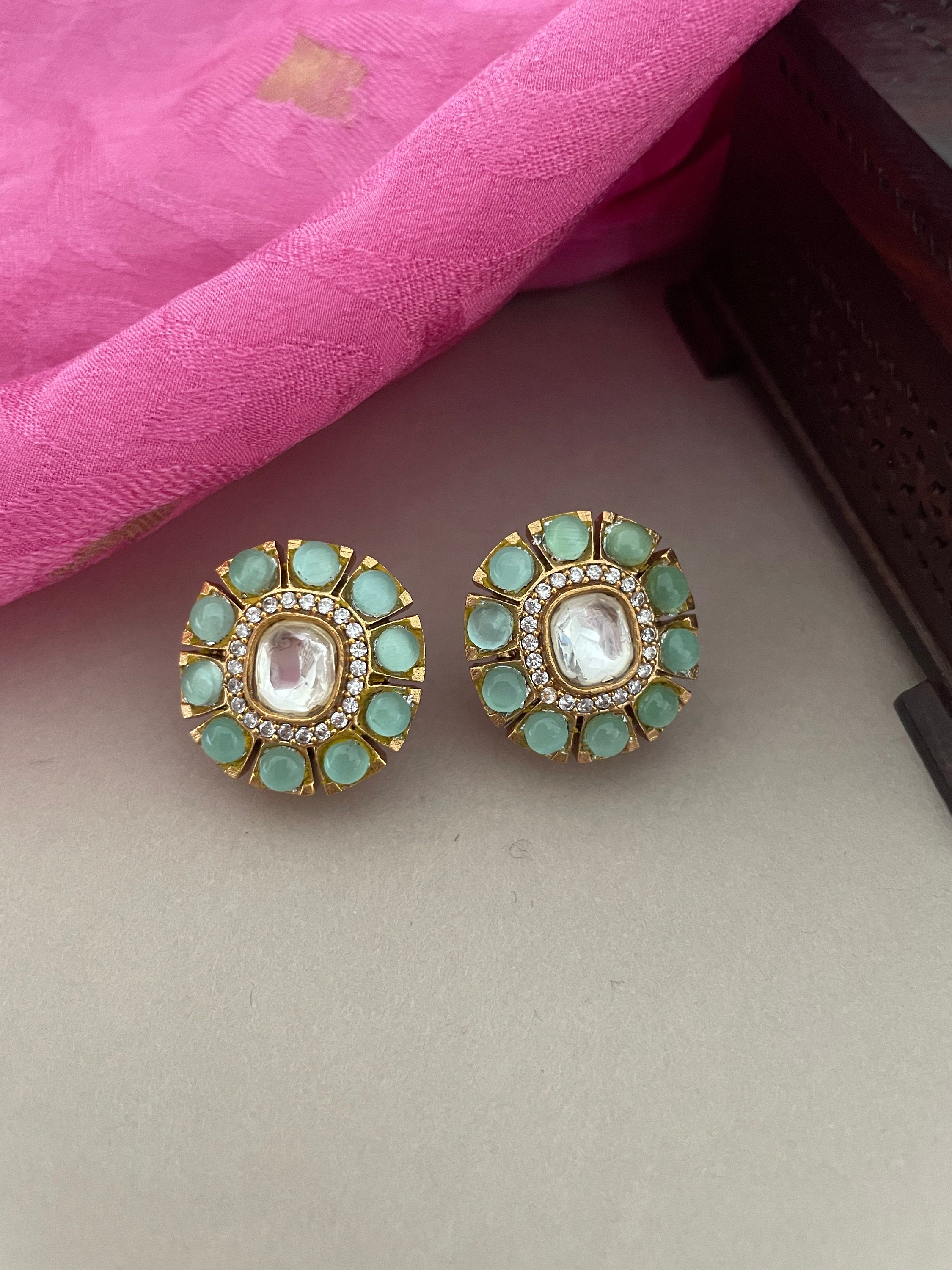 Mintgreen Kundan Choker Necklace Set