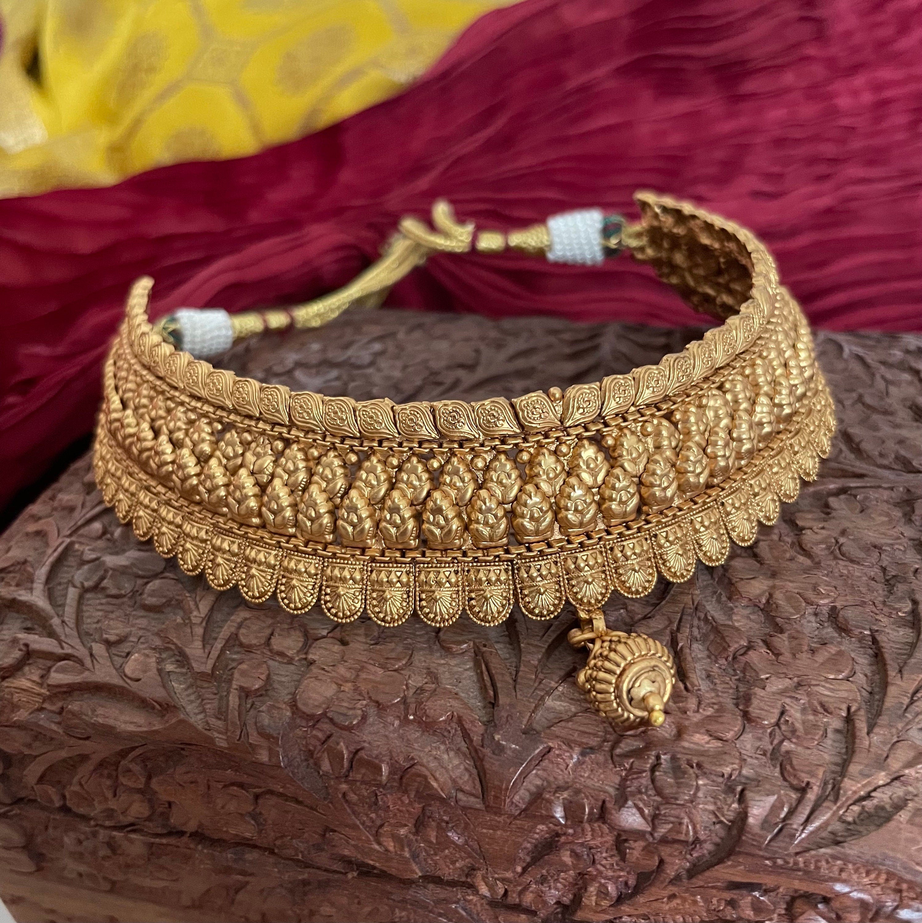 Gold Temple Necklace Set