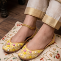 Yellow Embroidered Jutti (Peela)