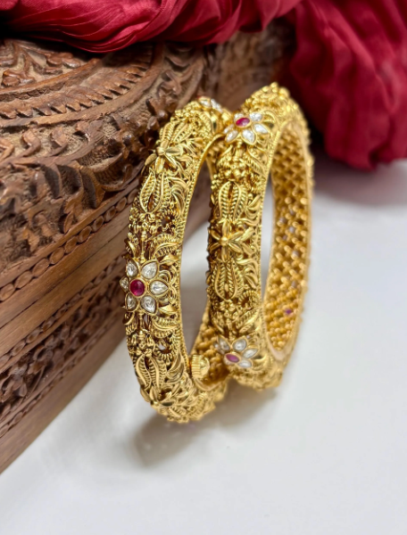 Ruby Kundan Bangles