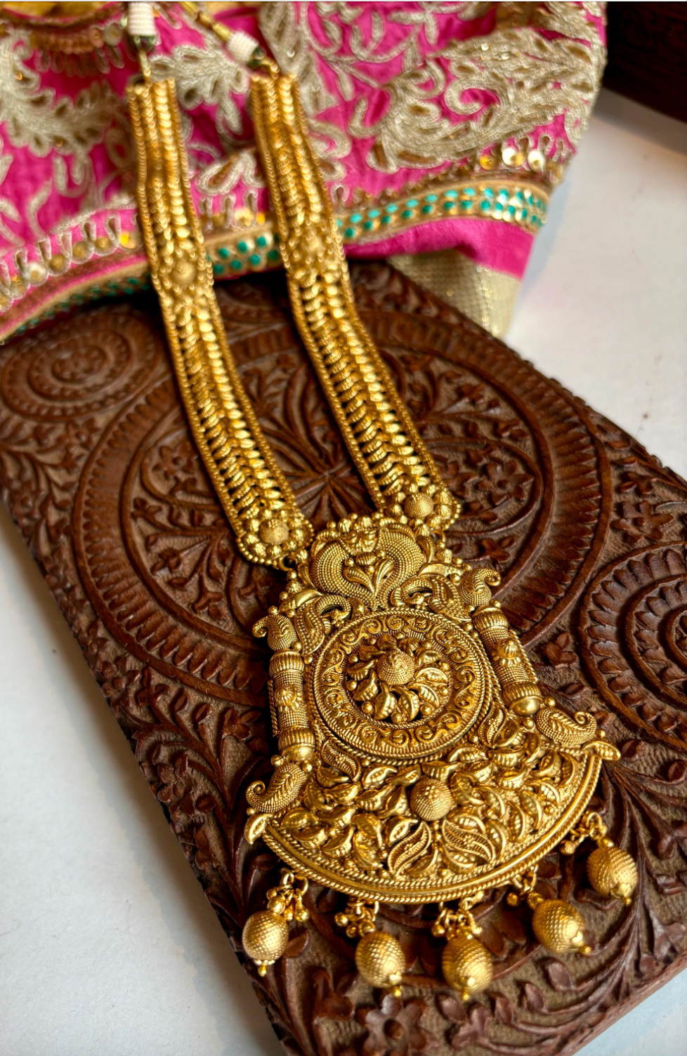 Gold Temple Jewelry Set