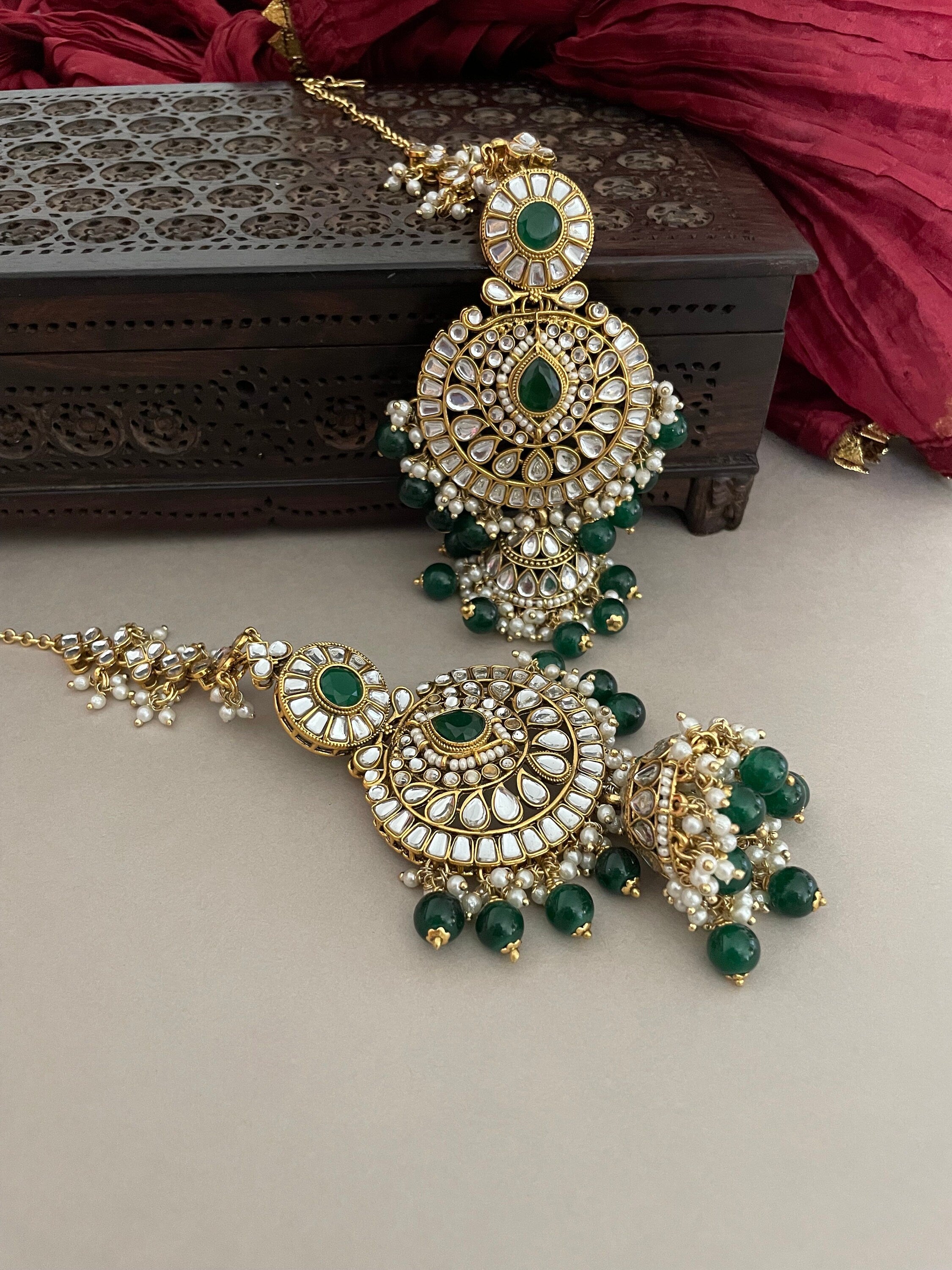 Emerald Green Kundan Bridal Necklace Set