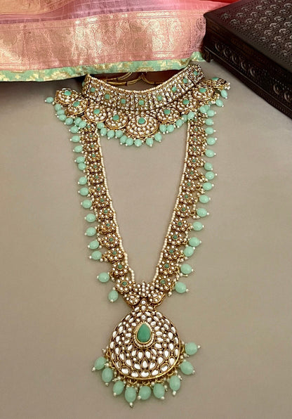 Sabyasachi Inspired/Kundan Necklace Set/Bridal Jewelry Set/Full Bridal Set/Mintgreen Bridal Set/Indian Jewelry/Bollywood Jewelry/Wedding Set