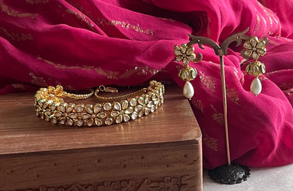Kundan Choker Jewelry Set/Gold Choker Set/Next to Real Necklace Set/Kundan Jhumkis/Indian Jewelry Set/Bollywood Jewelry