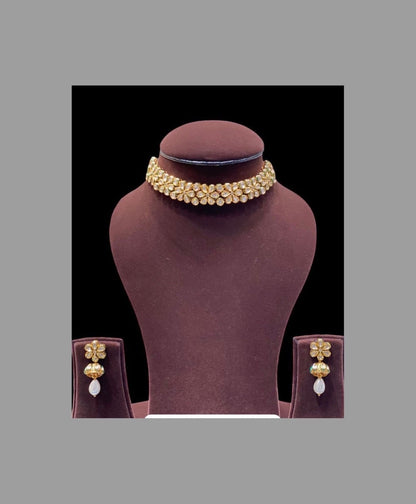 Kundan Choker Jewelry Set/Gold Choker Set/Next to Real Necklace Set/Kundan Jhumkis/Indian Jewelry Set/Bollywood Jewelry