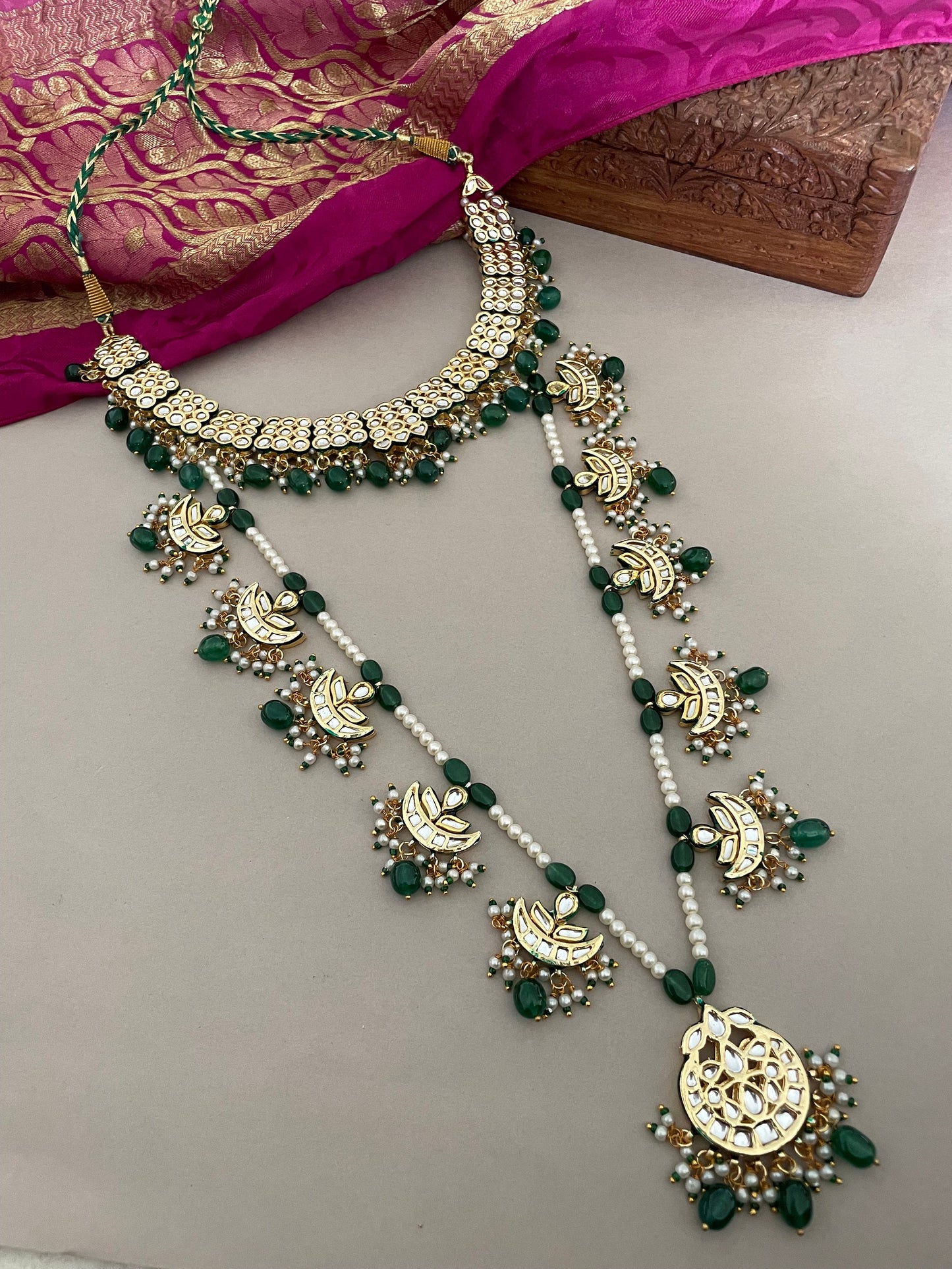 Sabyasachi Inspired/Kundan Bridal Jewelry Set/Full Bridal Set/Emerald Green Bridal Set/Indian Jewelry/Bollywood Jewelry/Wedding Set