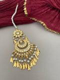 Kundan Maang Tika