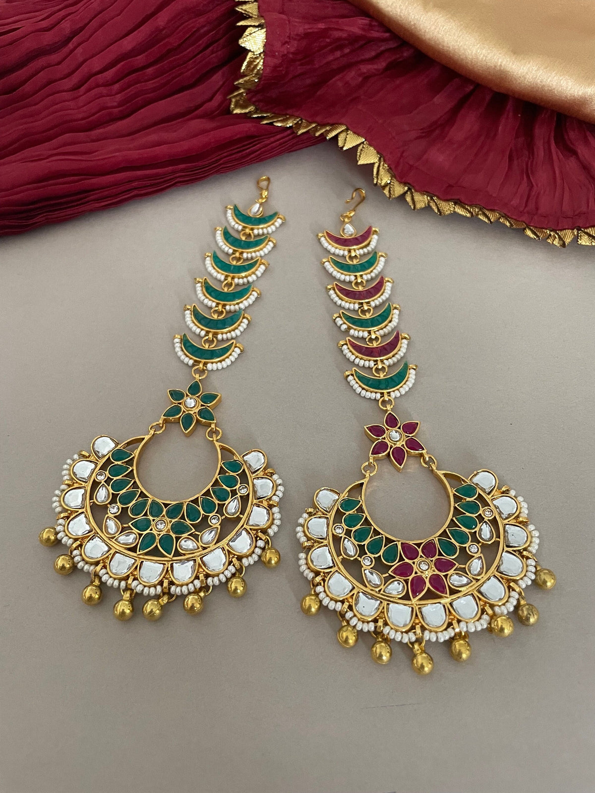 Kundan Chandbali Maang Tika