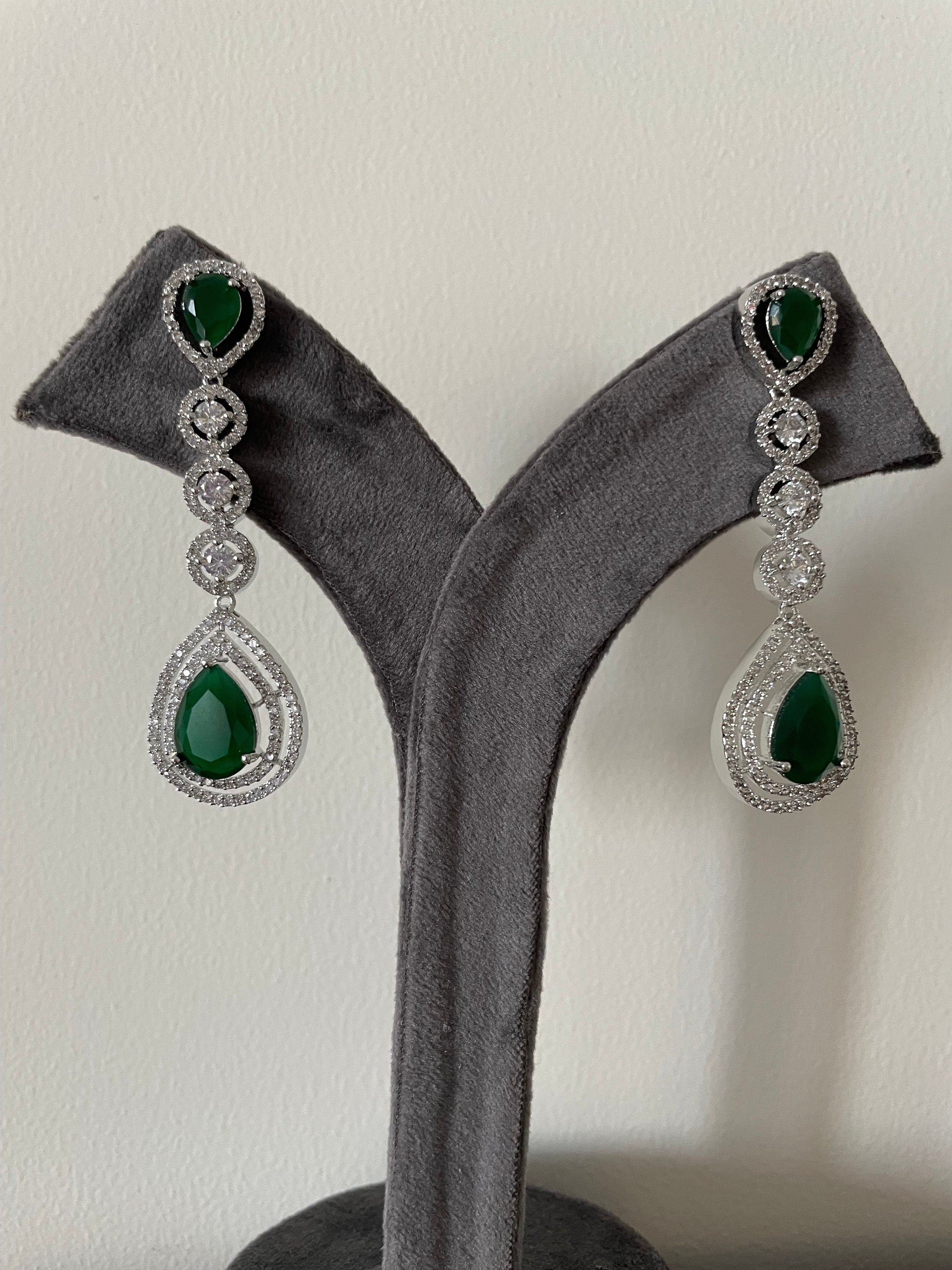 Emerald Green Faux Diamond Necklace Set