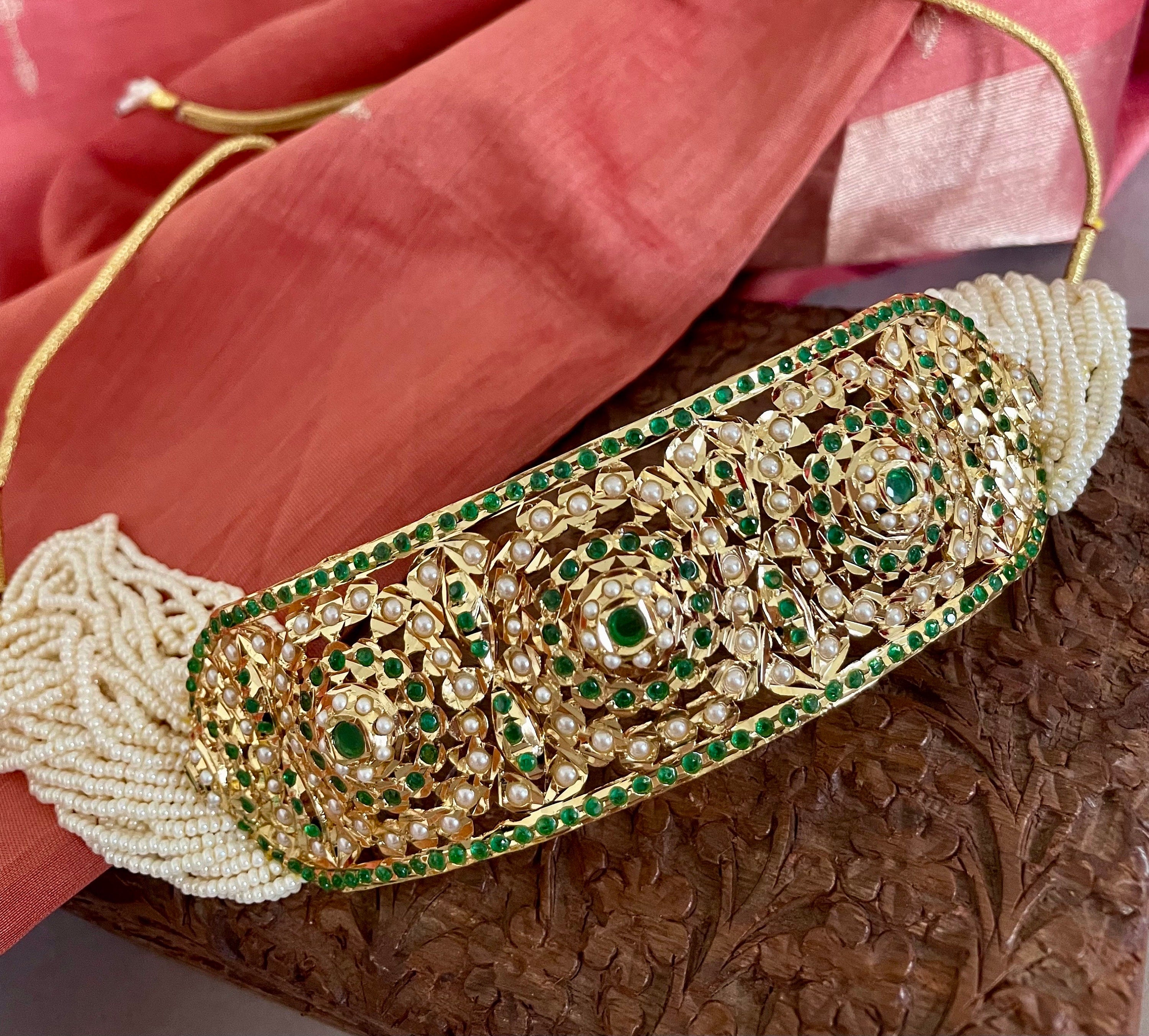 Green Jadau Choker Necklace Set