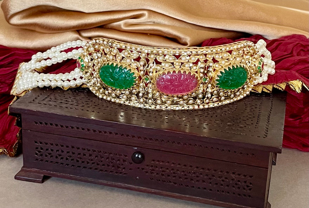 Pink and Green Jadau Choker Necklace Set