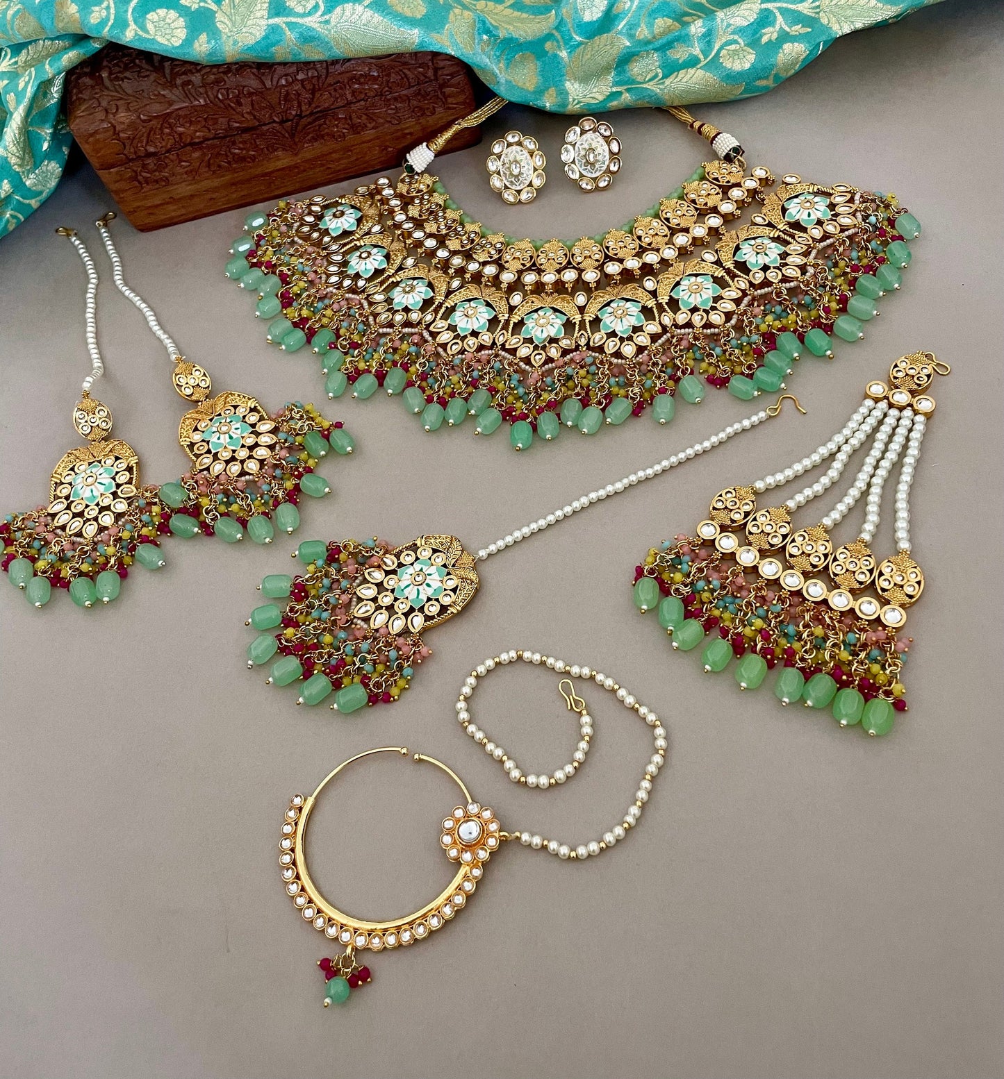 Indian Bridal Jewelry Set/Sabyasachi Inspired/Pink&Mintgreen Kundan Set/Indian Jewelry/Bollywood Jewelry/Wedding Set