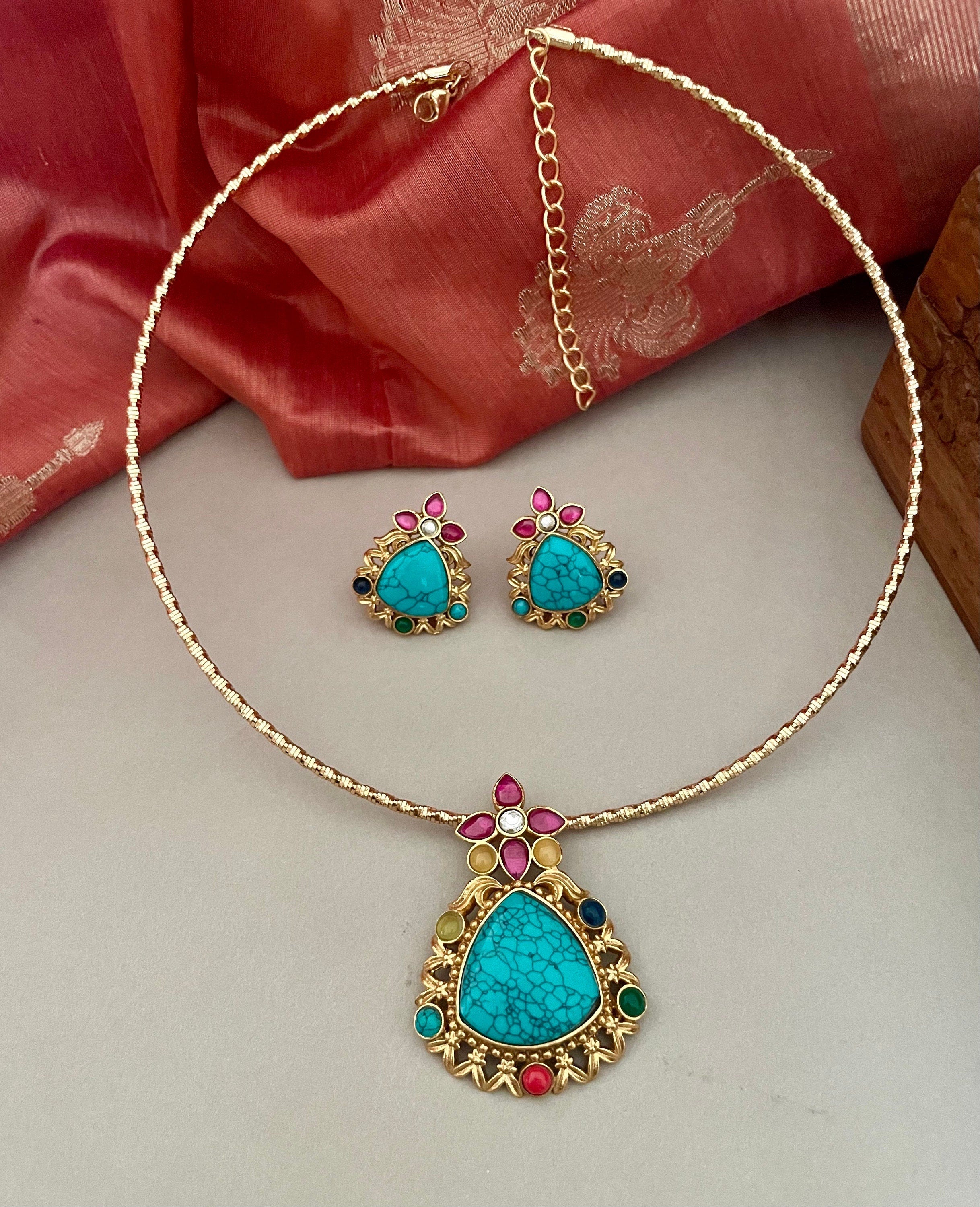 Turquoise Blue Necklace Set