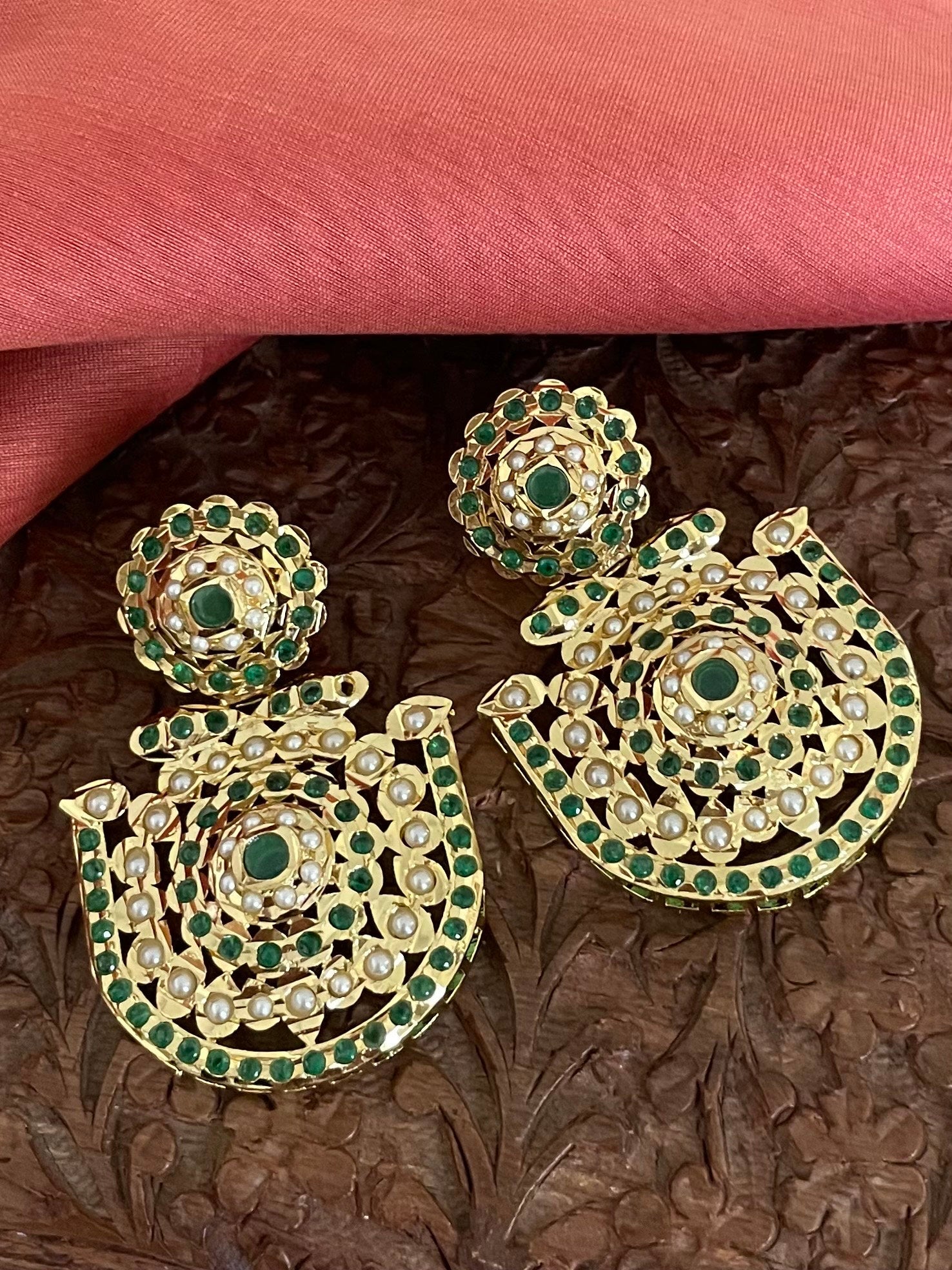 Green Jadau Choker Necklace Set