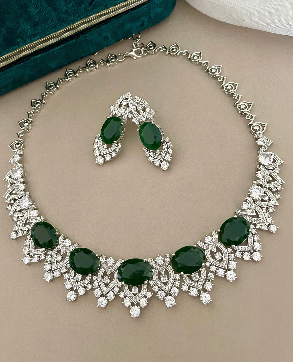 Emerald Green Faux Diamond Necklace Set