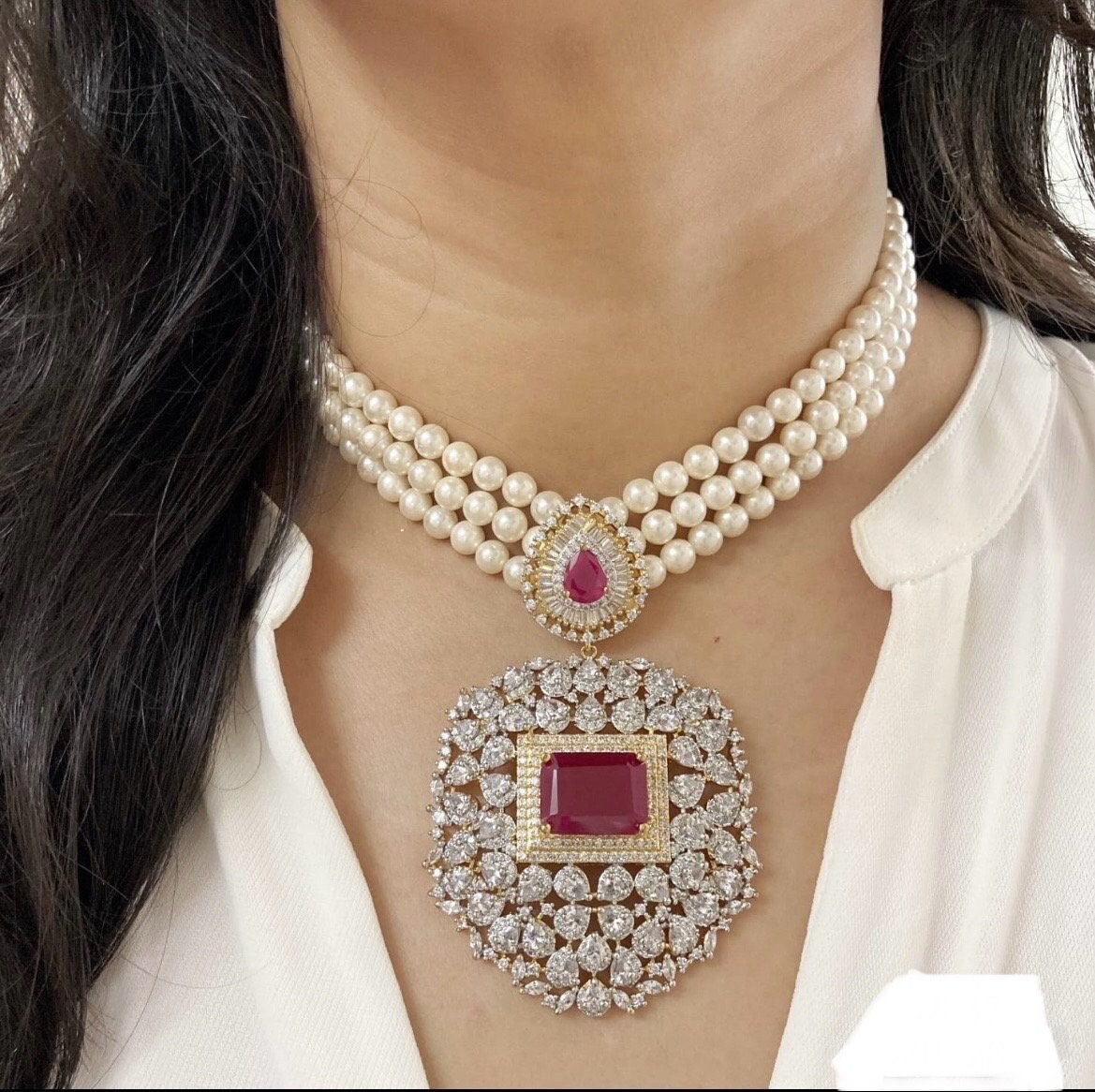 Red Faux Diamond Pearls Necklace Set