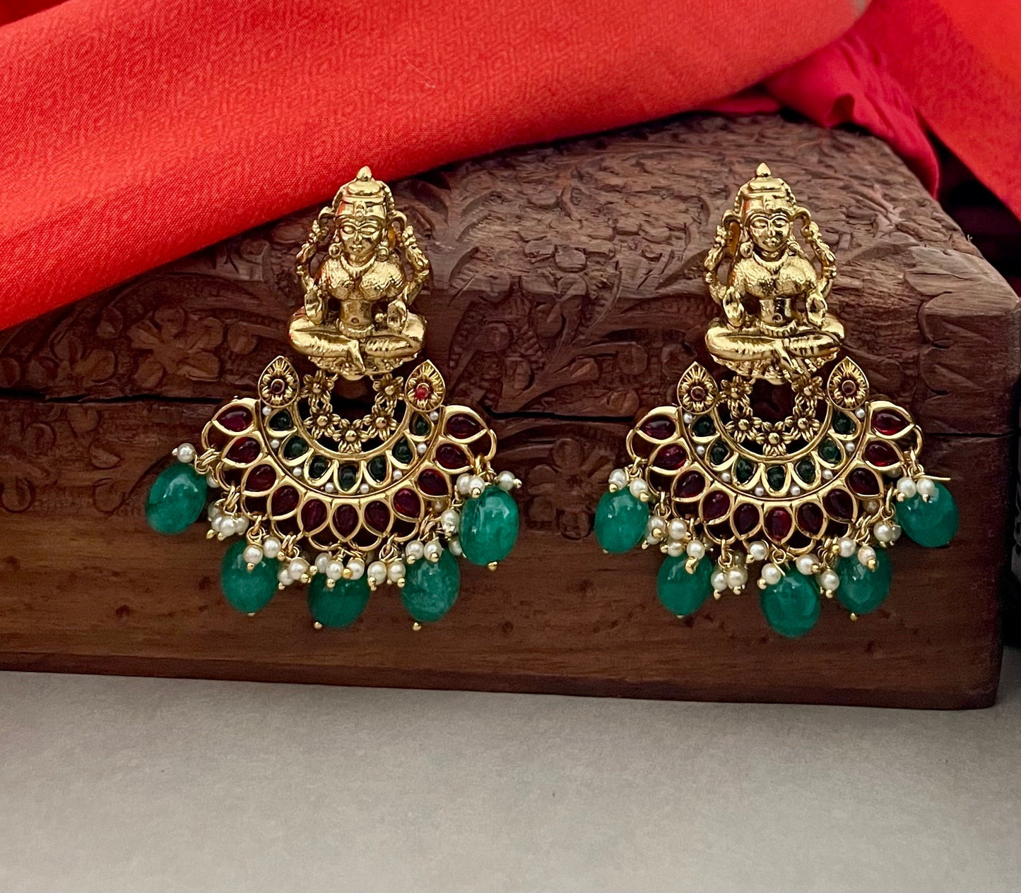 Sabyasachi Inspired/Red and Green Temple Bridal Jewelry Set/Goddess Lakshmi  Bridal Set/Indian Bridal Jewelry Set/Bollywood Jewelry
